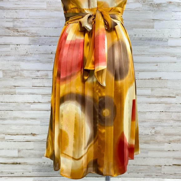 Suzi Chin by Maggy Boutique Silk Dress Womens Size 12 Gold Red Print Tie Waist - Picture 11 of 13